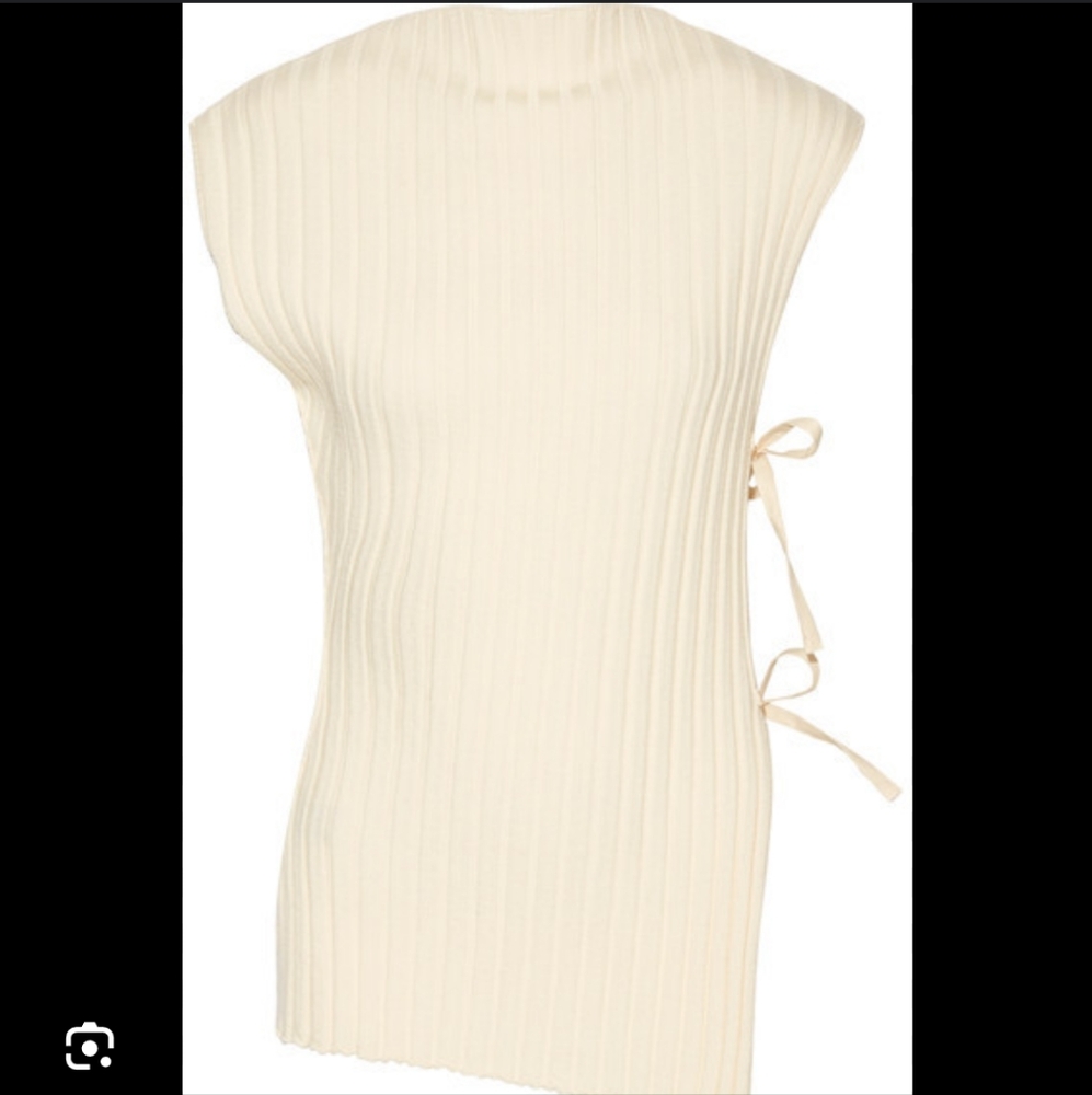 ISO jacquemus tie wool top